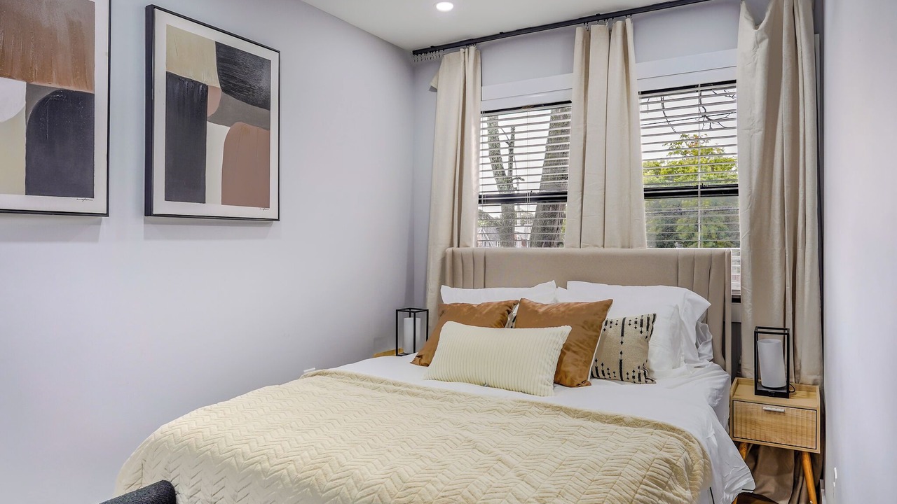 Photo of Bedroom in Queens