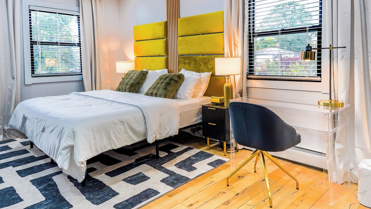 Photo of Bedroom in Queens