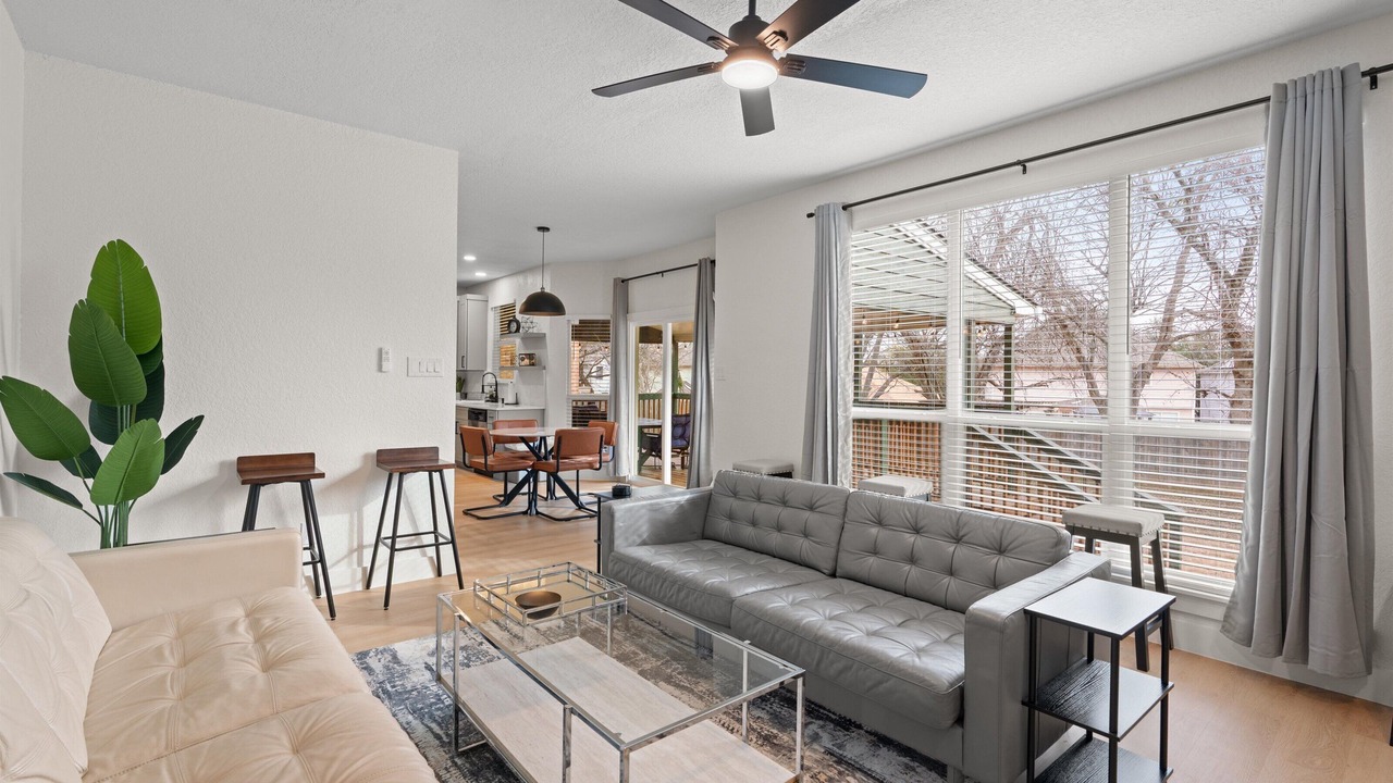 Photo of Livingroom in Round Rock