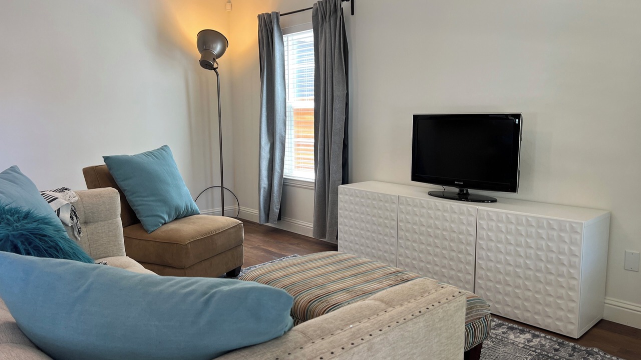 Photo of Bedroom in North Oak Park