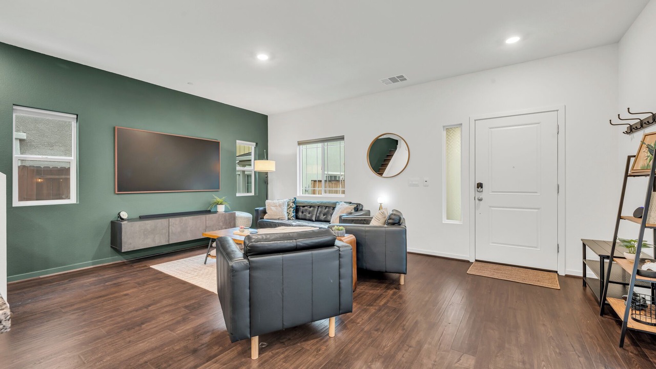 Photo of Livingroom in Roseville