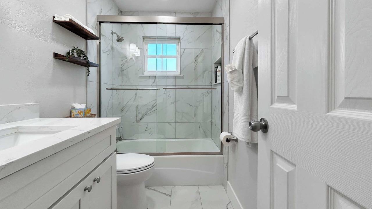 Photo of Bathroom in Port Tampa City