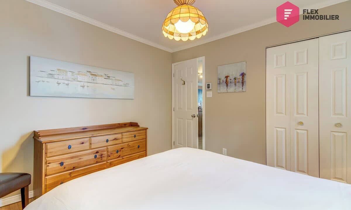 Photo of Bedroom in Saint-Denis-de-Brompton