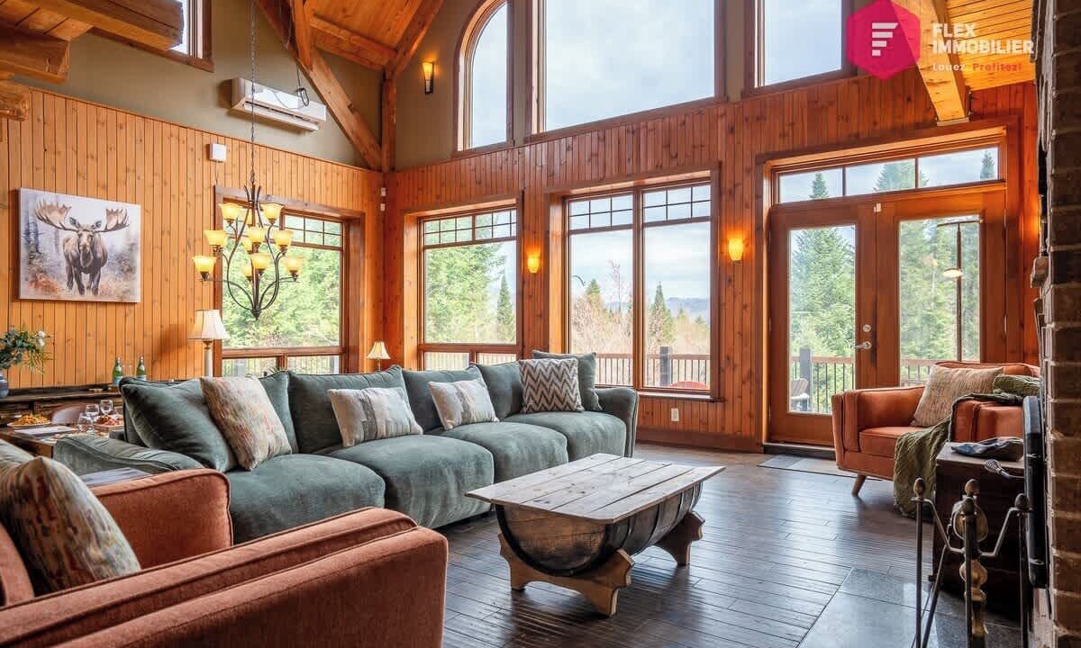 Photo of Livingroom in Stoneham-et-Tewkesbury