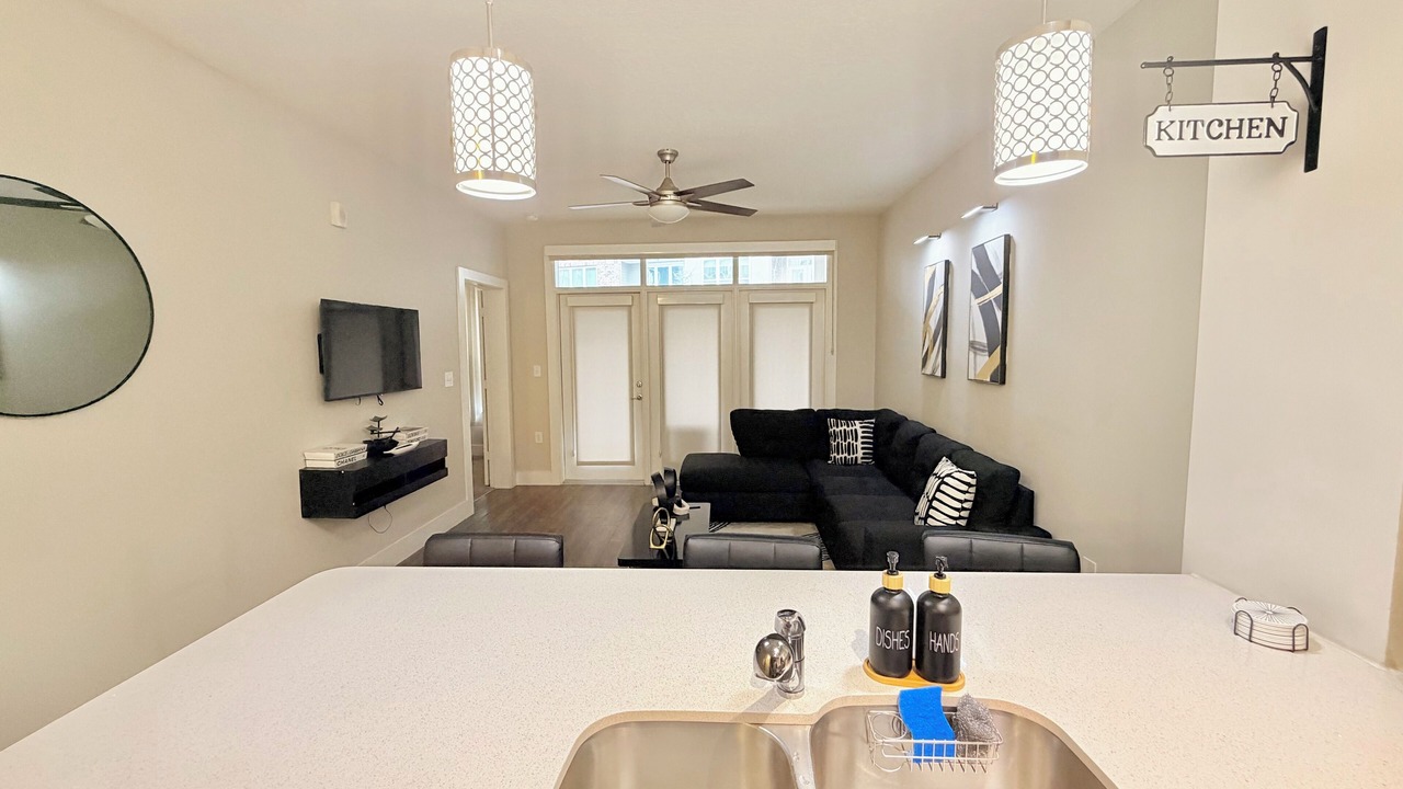 Photo of Others in Lindbergh