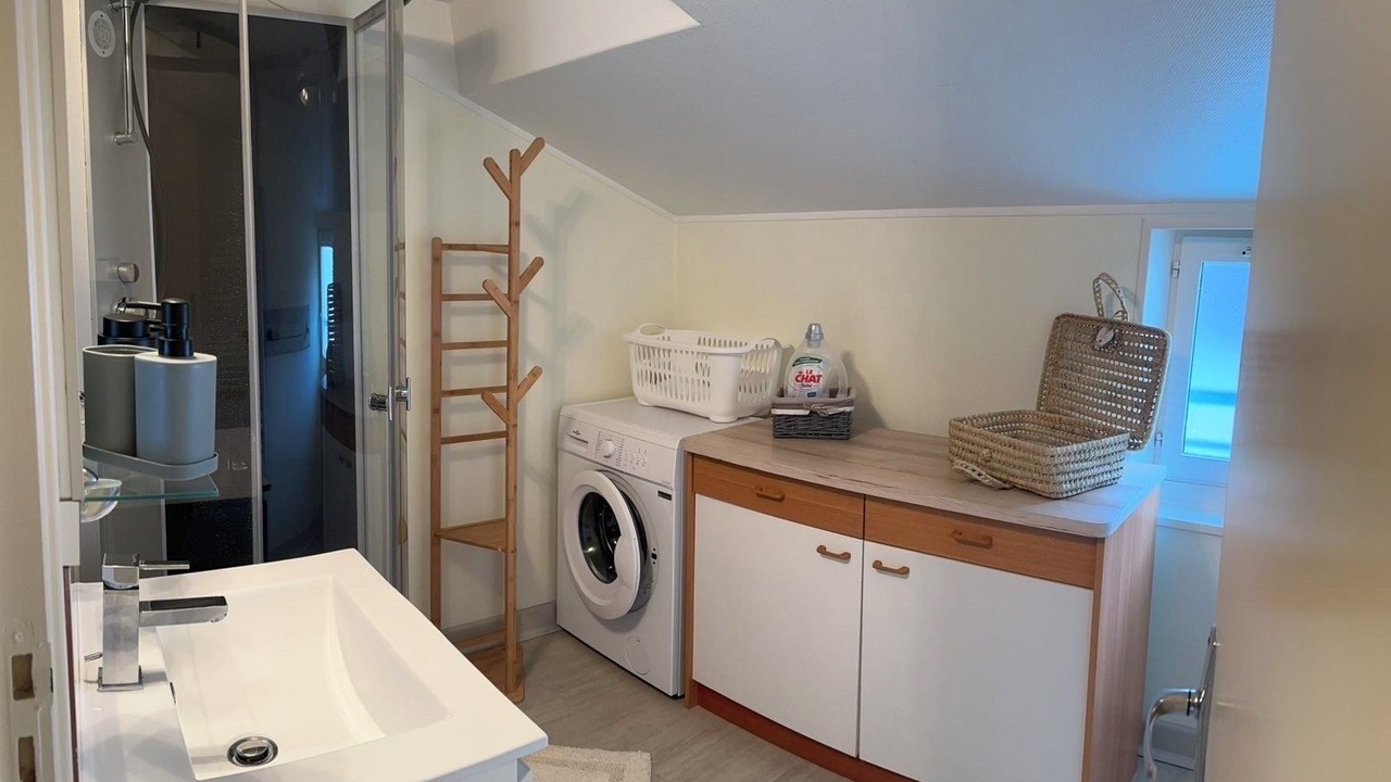 Photo of Bathroom in Chalons-en-Champagne