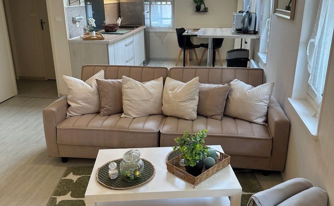 Photo of Livingroom in Chalons-en-Champagne