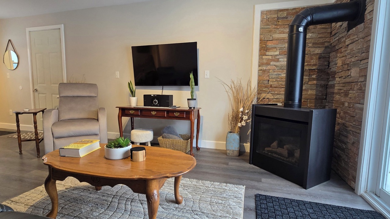 Photo of Livingroom in Nipissing
