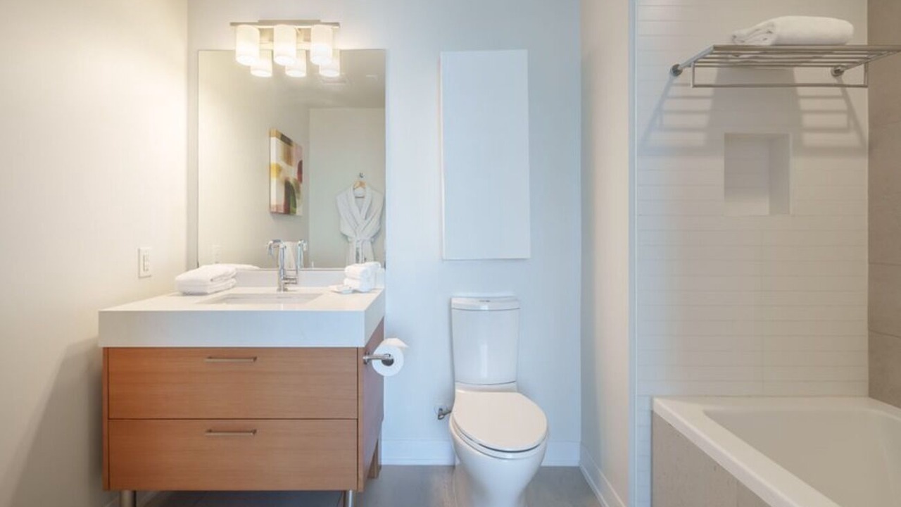 Photo of Bathroom in Downtown Los Angeles