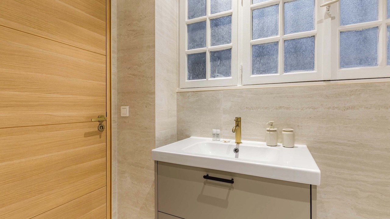 Photo of Bathroom in Quartier de la Porte-Saint-Denis