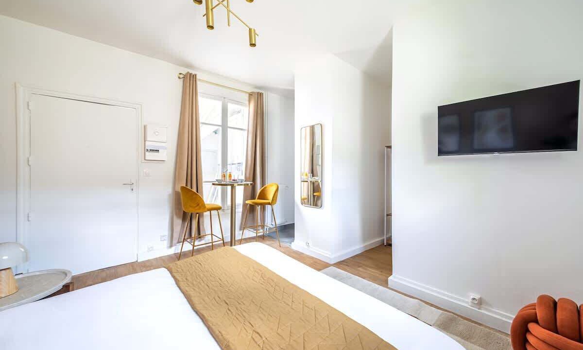 Photo of Bedroom in Issy-les-Moulineaux