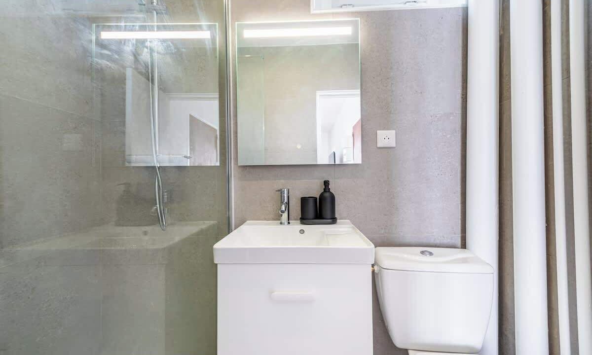 Photo of Bathroom in Issy-les-Moulineaux