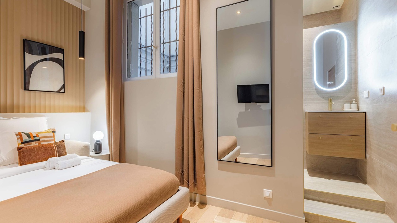 Photo of Bedroom in Quartier de la Porte-Saint-Denis