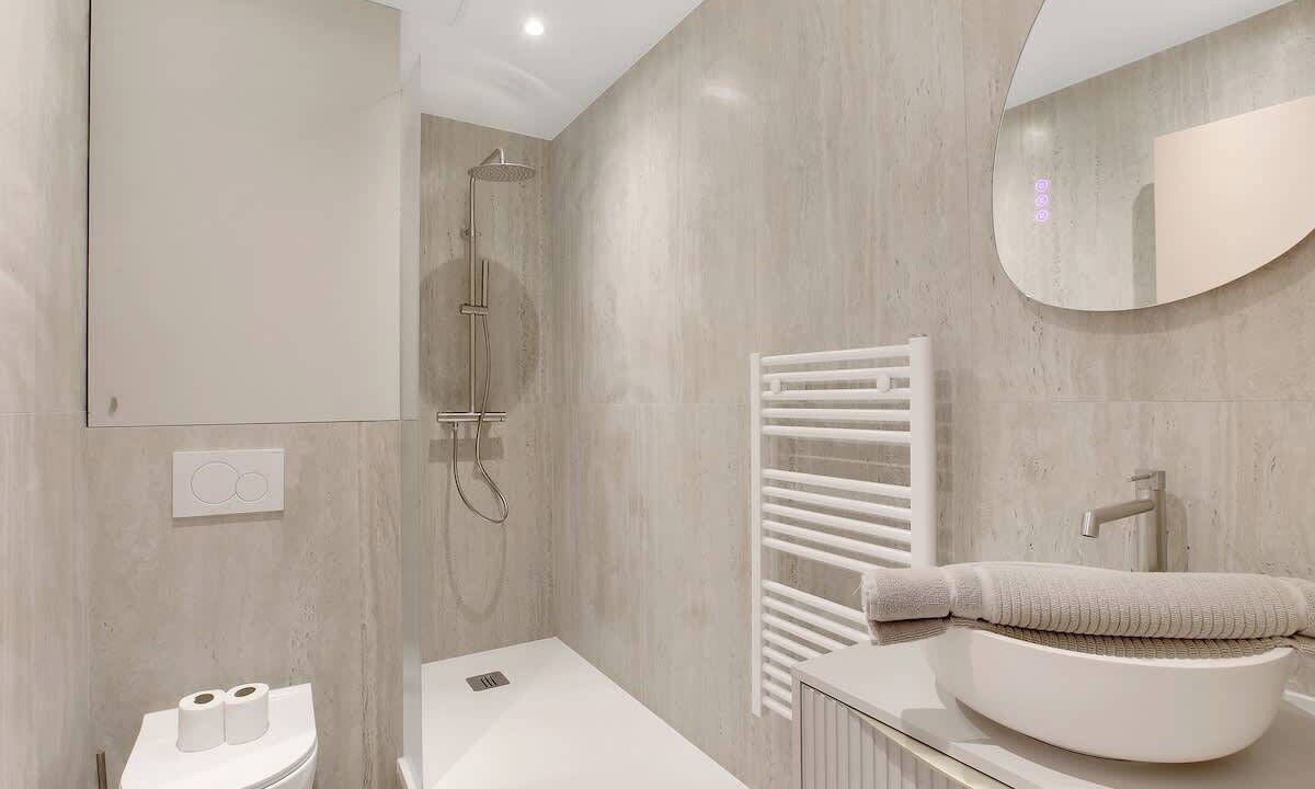 Photo of Bathroom in Neuilly-sur-Seine