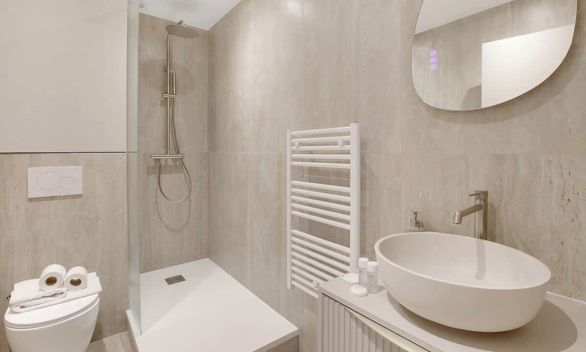 Photo of Bathroom in Neuilly-sur-Seine