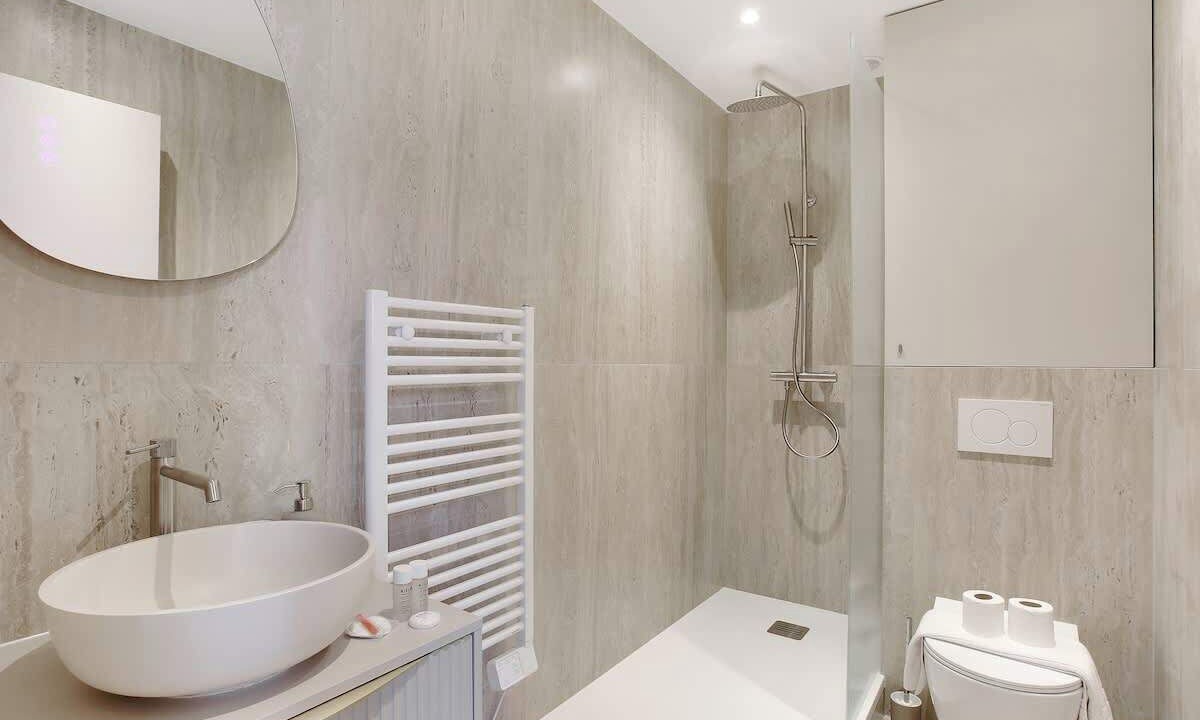 Photo of Bathroom in Neuilly-sur-Seine