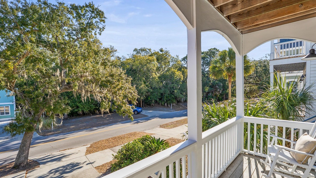 Photo of Patio Balcony in Bonito Boathouses
