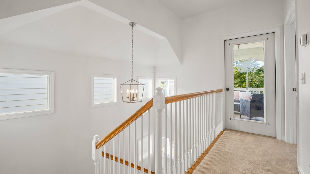 Photo of Patio Balcony in Bonito Boathouses