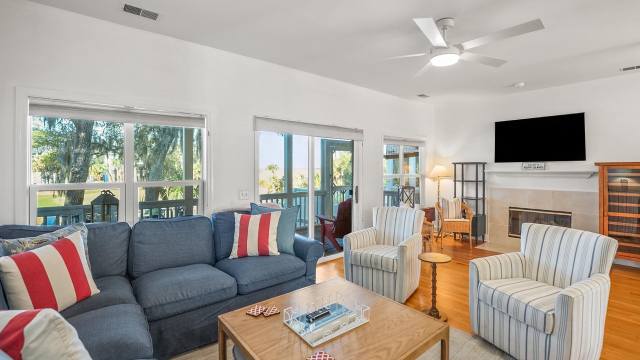 Photo of Livingroom in Bonito Boathouses