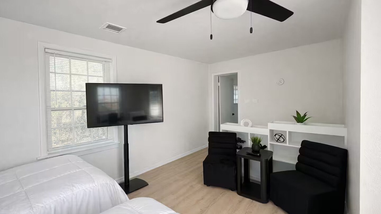 Photo of Bedroom in Central Oklahoma City