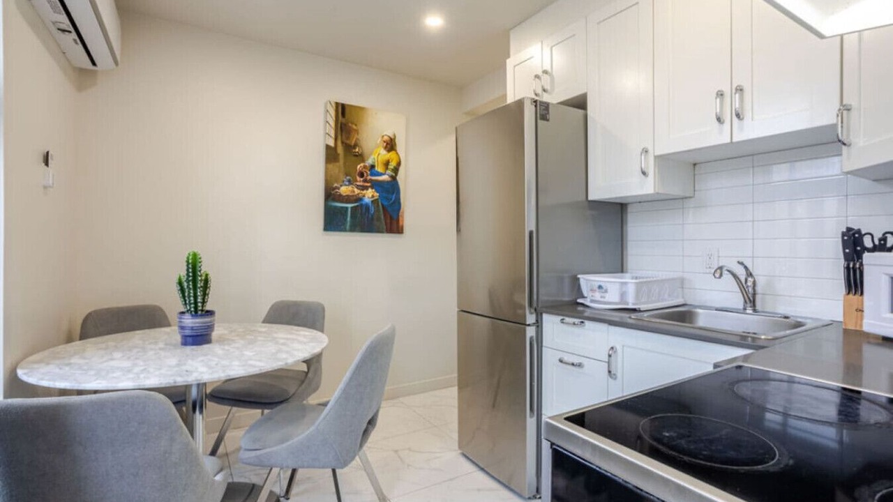 Photo of Kitchen in Cote-Des-Neiges—Notre-Dame-De-Grace