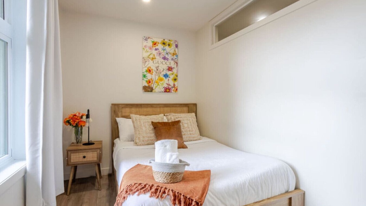 Photo of Bedroom in Cote-Des-Neiges—Notre-Dame-De-Grace