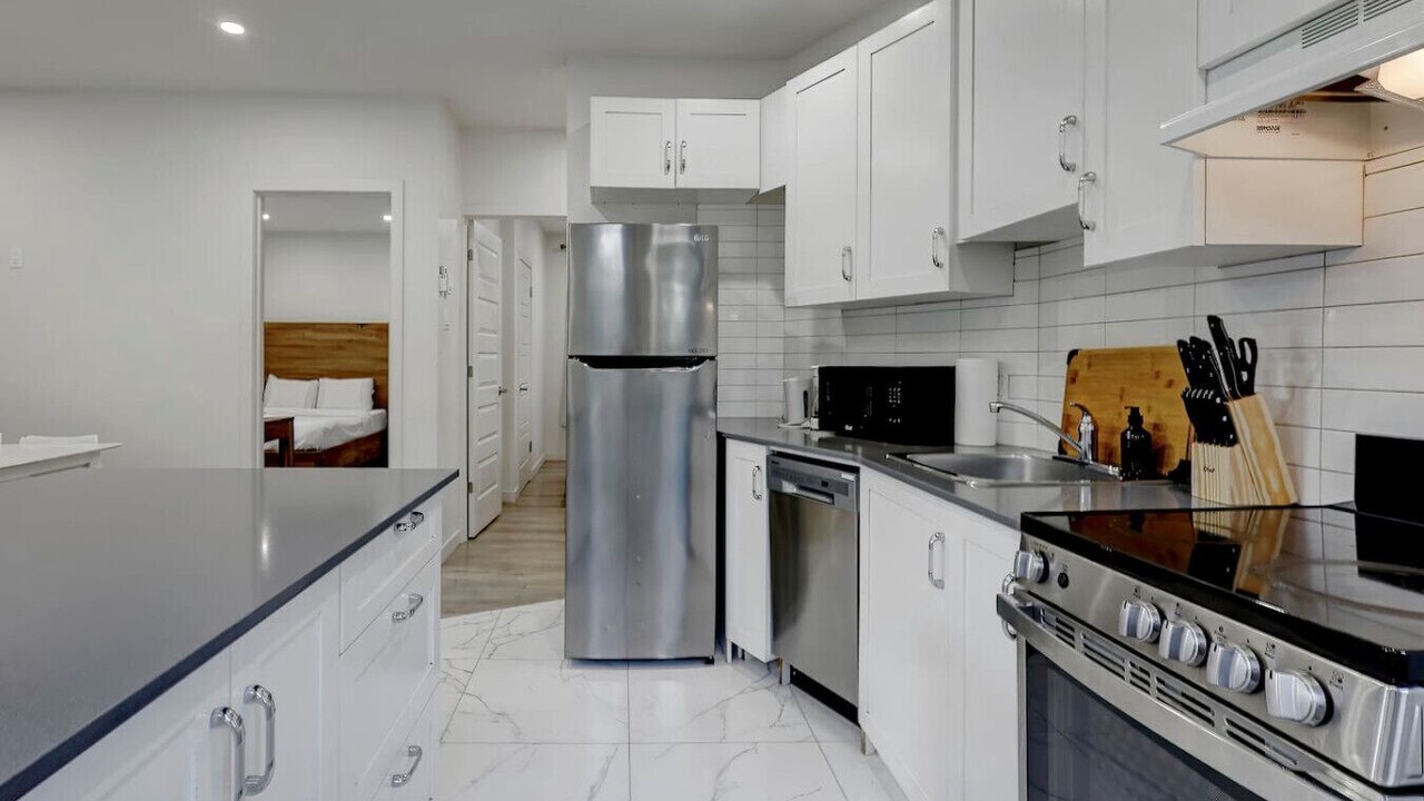 Photo of Kitchen in Cote-Des-Neiges—Notre-Dame-De-Grace