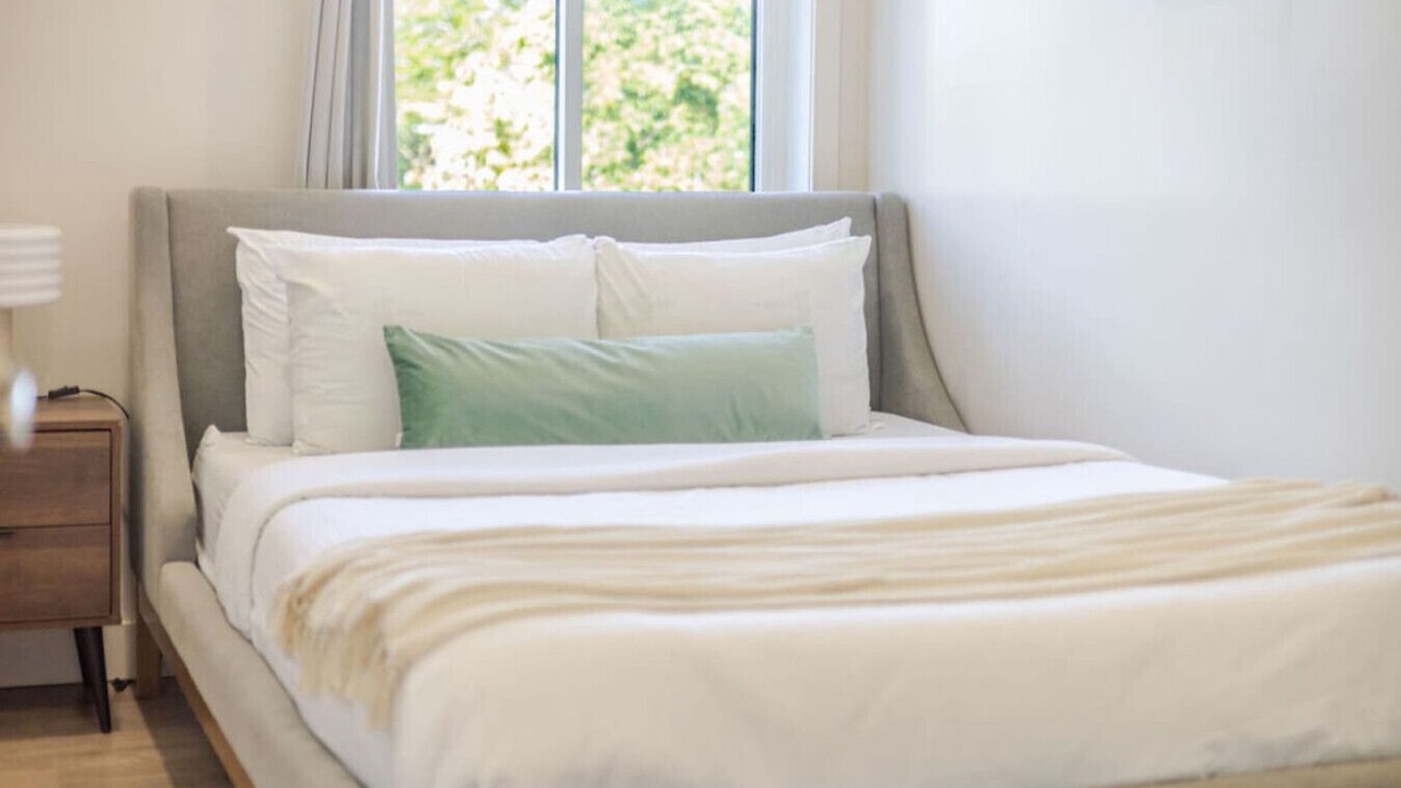 Photo of Bedroom in Cote-Des-Neiges—Notre-Dame-De-Grace