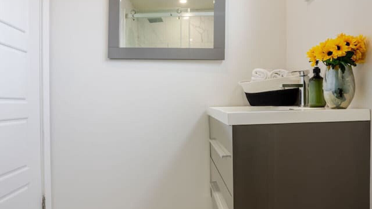 Photo of Bathroom in Cote-Des-Neiges—Notre-Dame-De-Grace