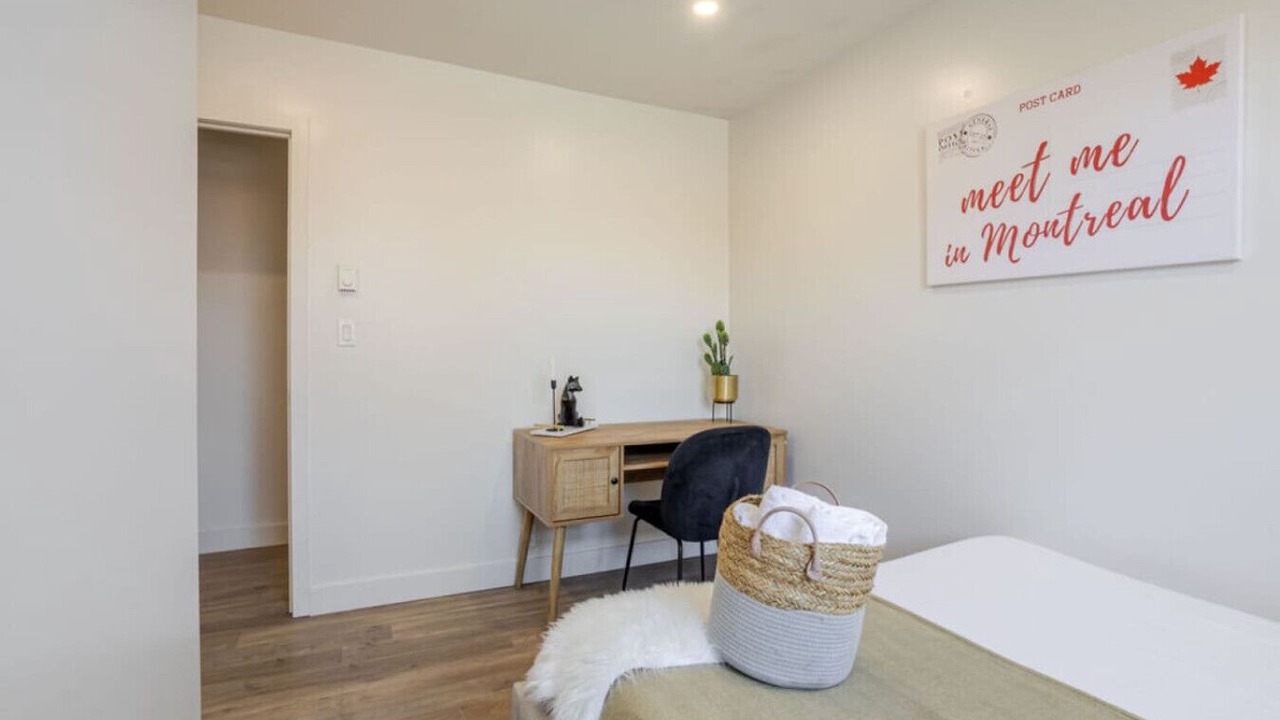 Photo of Bedroom in Cote-Des-Neiges—Notre-Dame-De-Grace