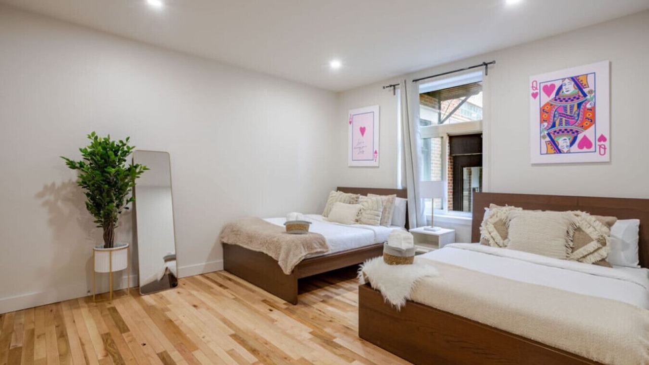 Photo of Bedroom in Cote-Des-Neiges—Notre-Dame-De-Grace