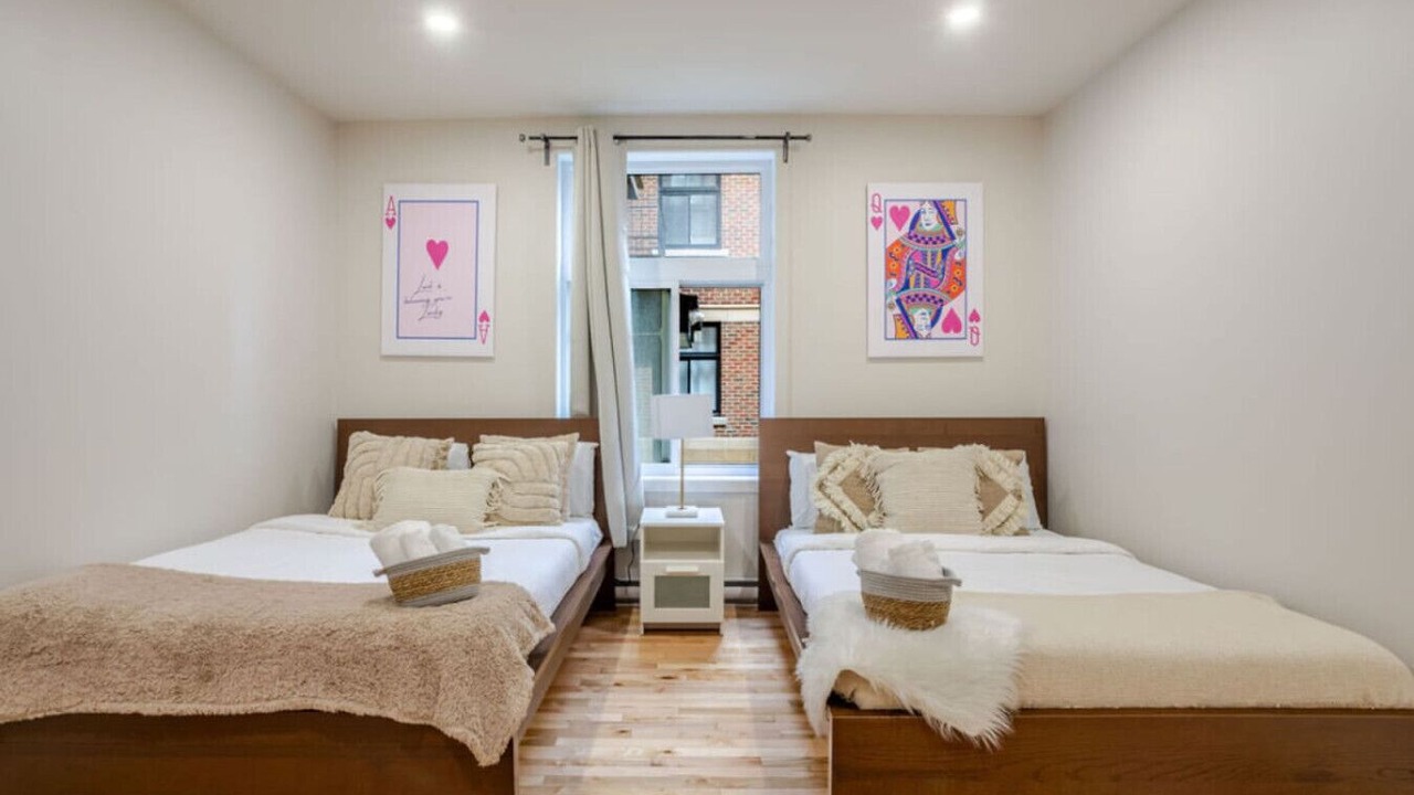 Photo of Bedroom in Cote-Des-Neiges—Notre-Dame-De-Grace