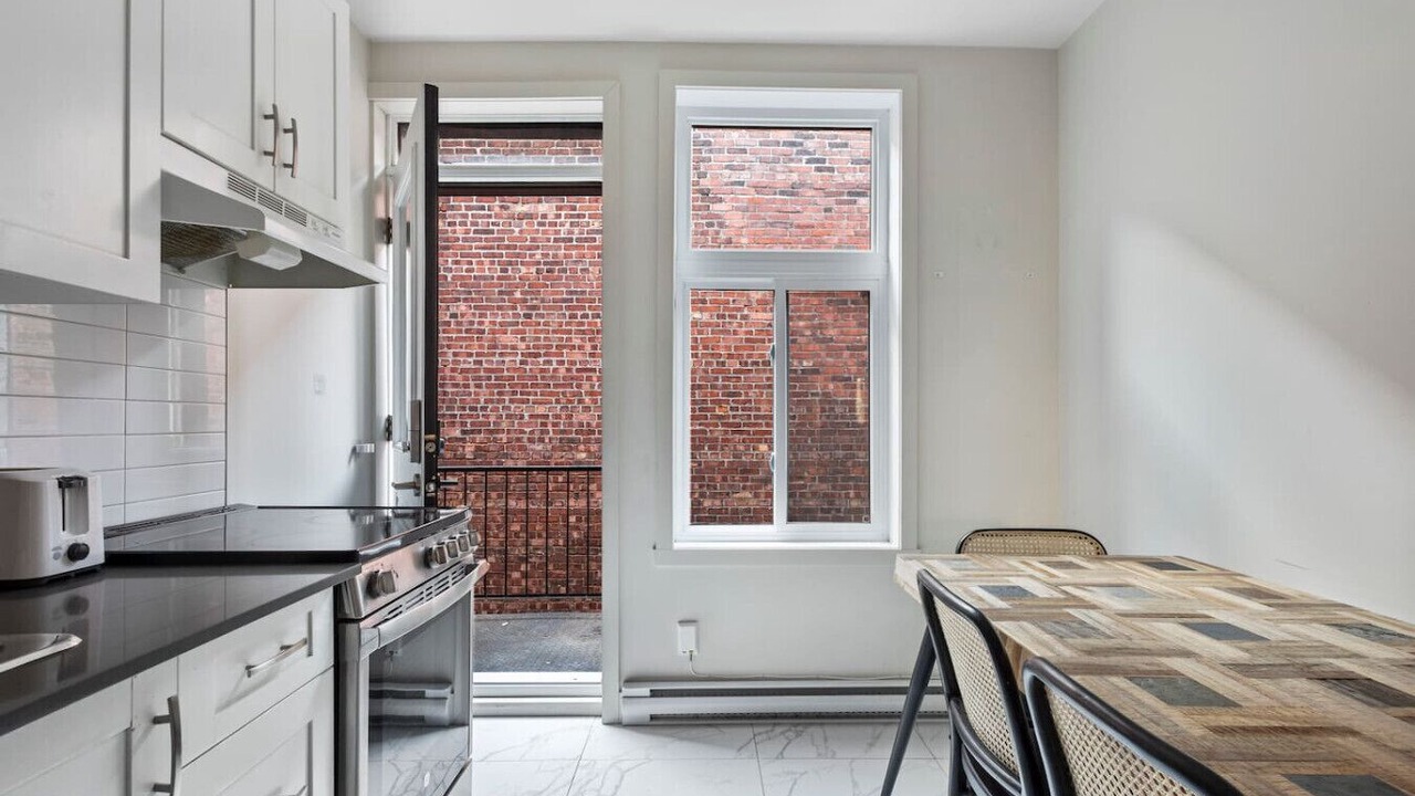 Photo of Kitchen in Cote-Des-Neiges—Notre-Dame-De-Grace