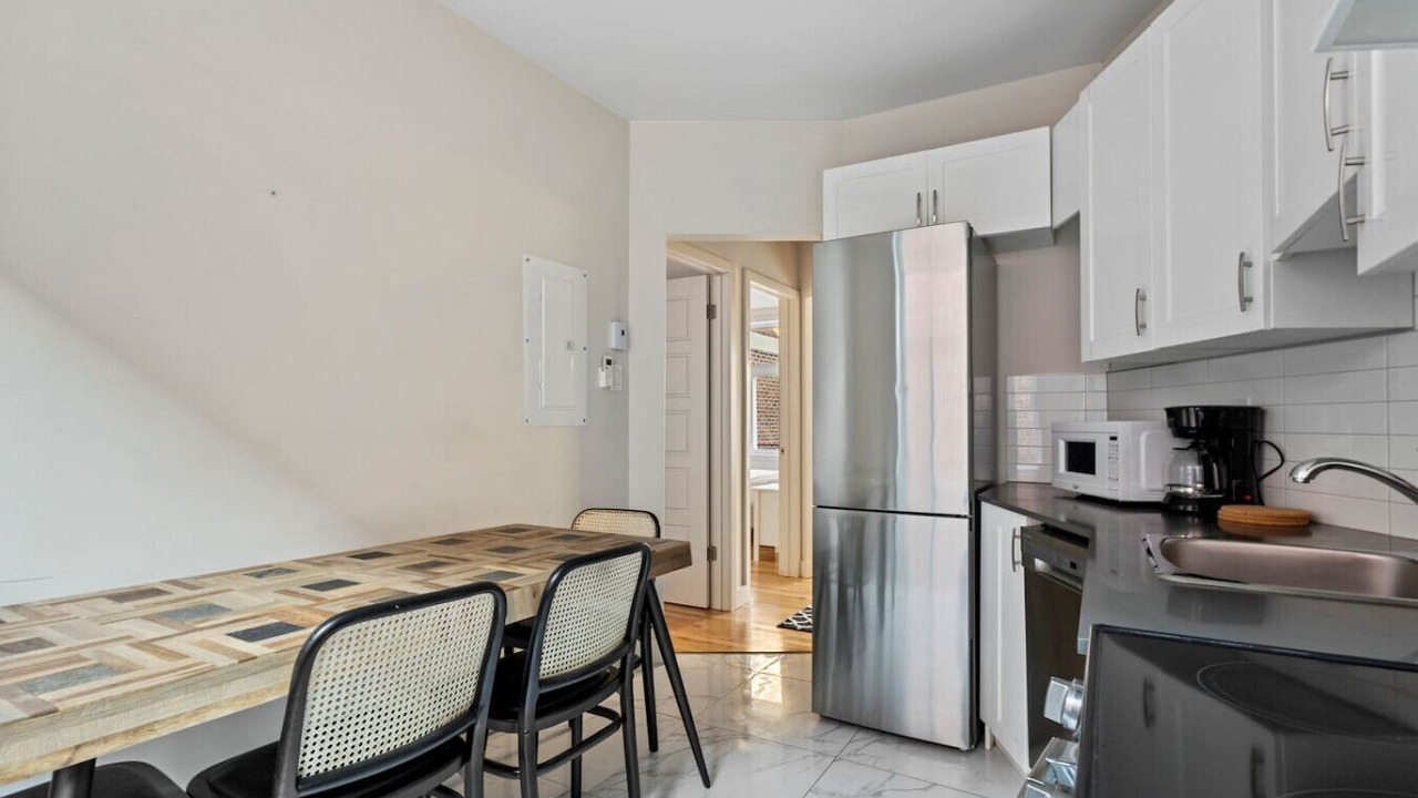 Photo of Kitchen in Cote-Des-Neiges—Notre-Dame-De-Grace