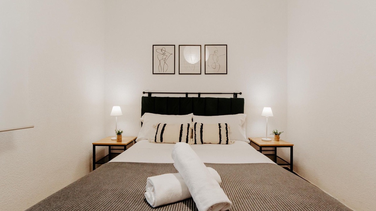 Photo of Bedroom in Logrono City Centre