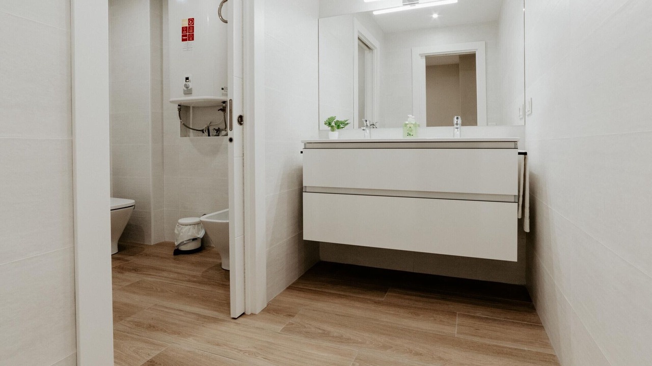 Photo of Bathroom in Logrono City Centre