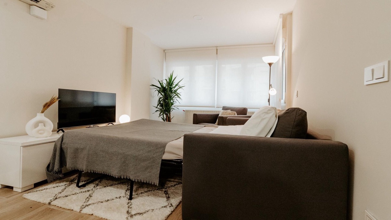 Photo of Bedroom in Logrono City Centre