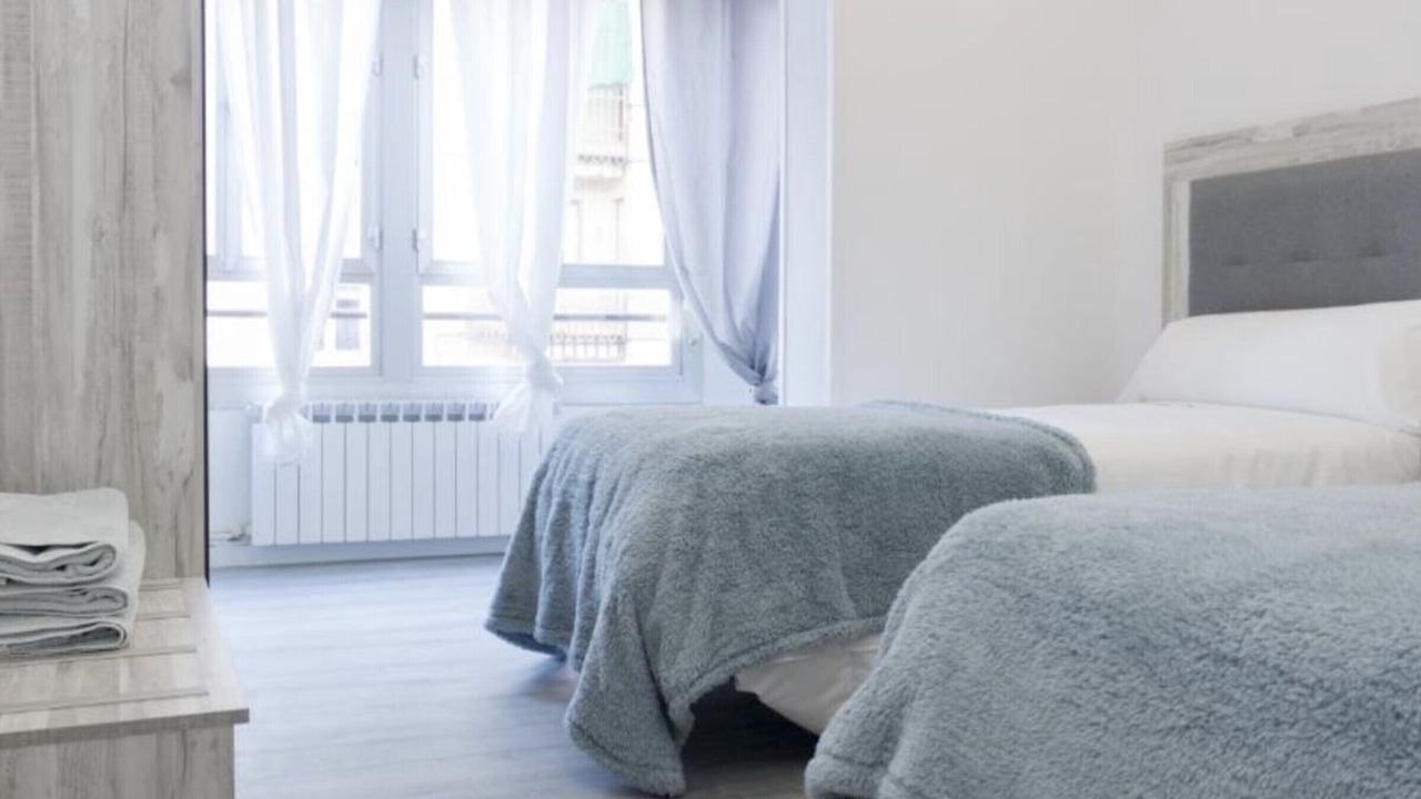 Photo of Bedroom in Logrono City Centre