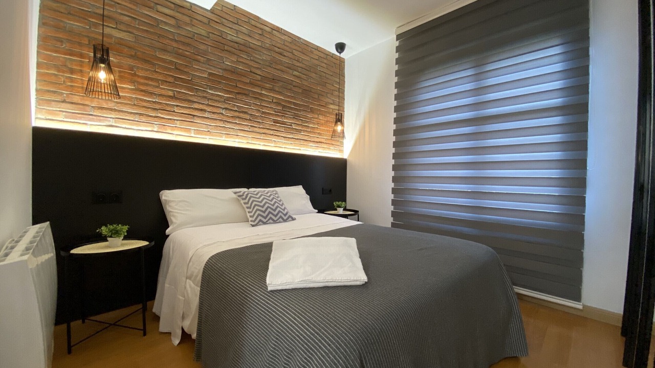 Photo of Bedroom in Logrono Historic Centre