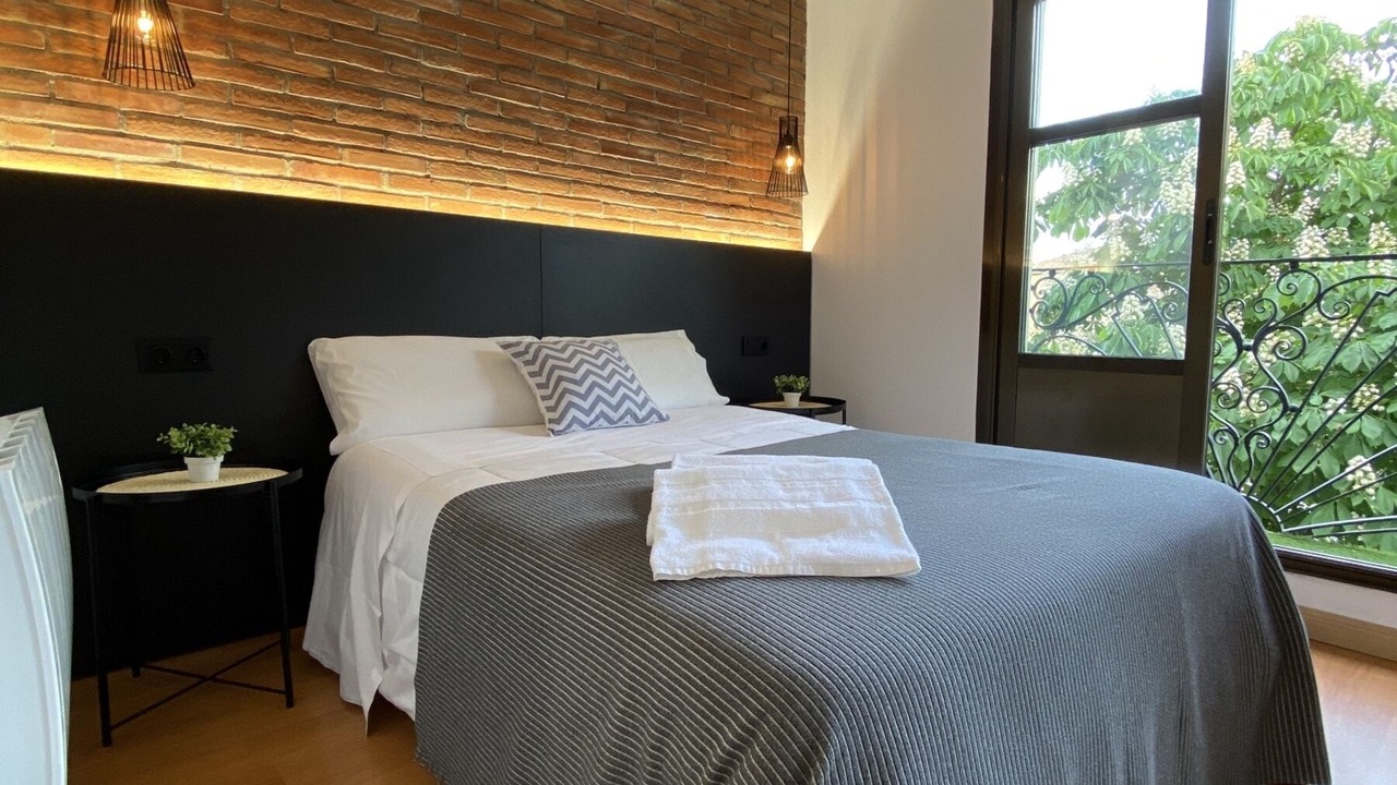 Photo of Bedroom in Logrono Historic Centre