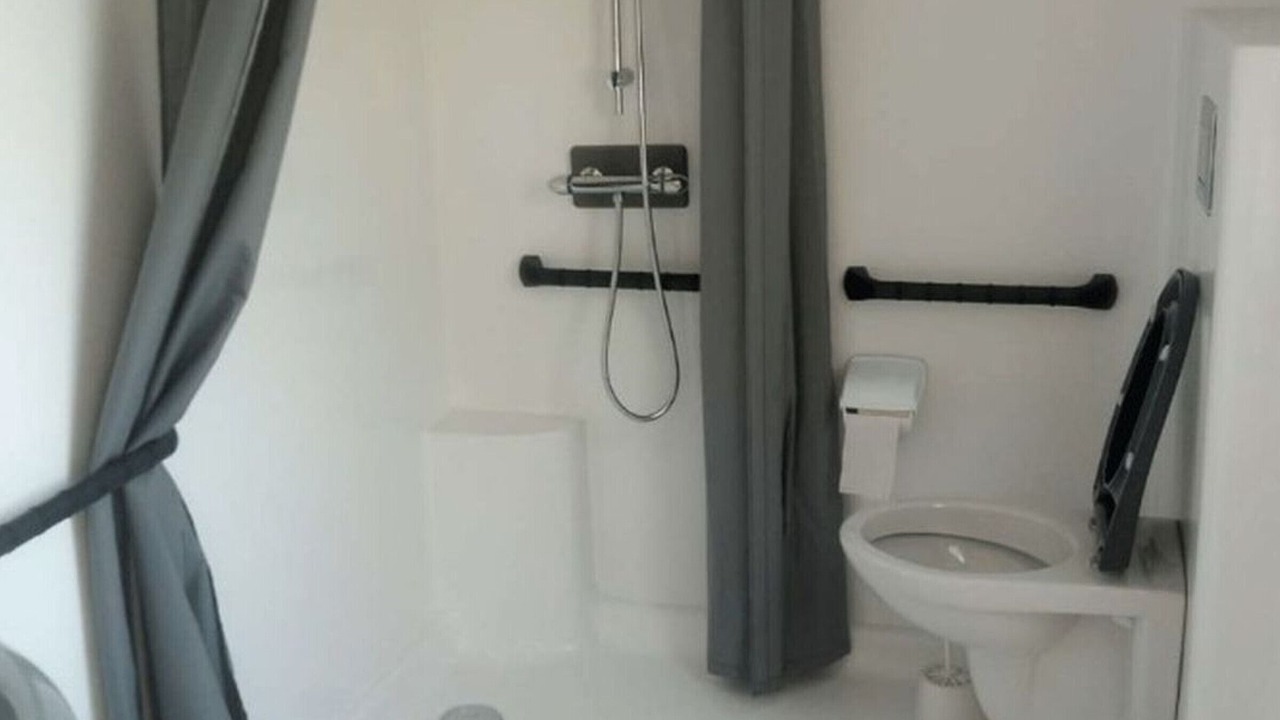 Photo of Bathroom in Marcilly-sur-Vienne