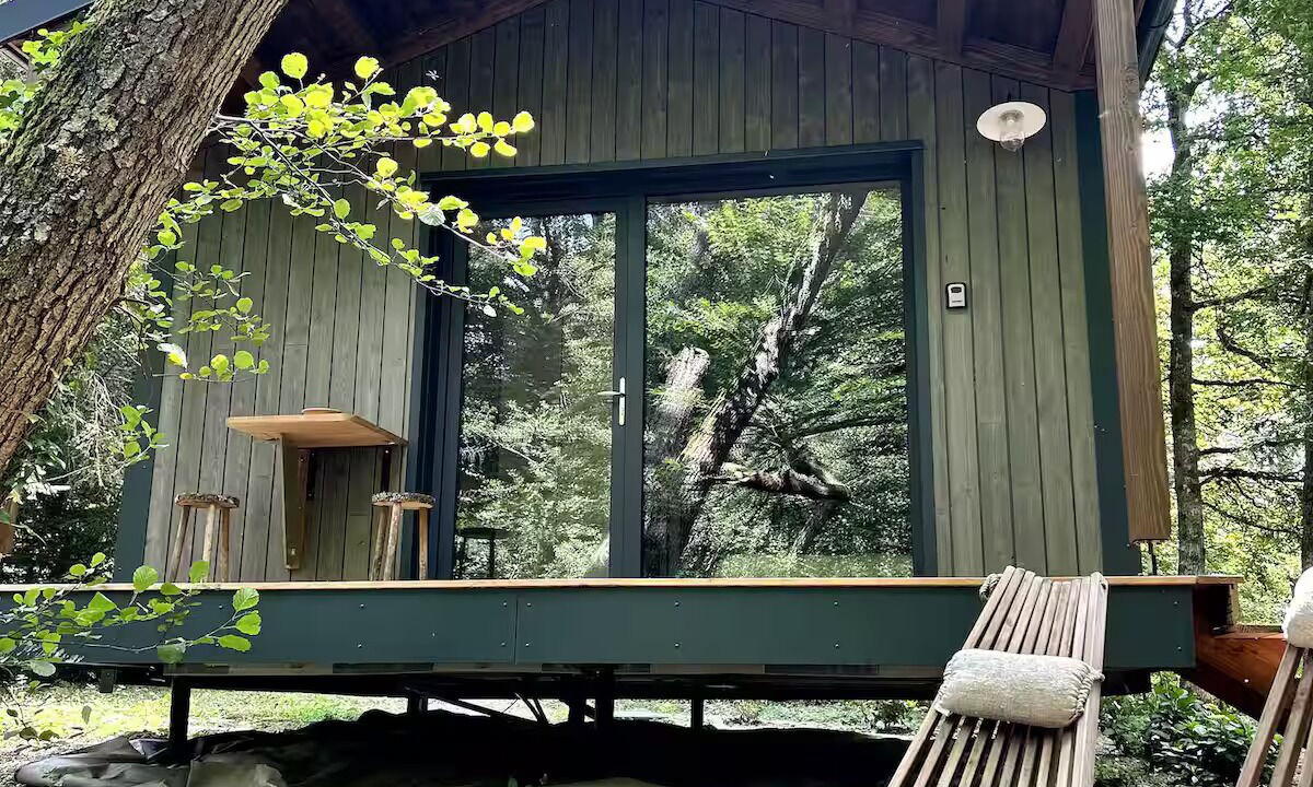 Photo of Patio Balcony in La Ferte-Saint-Aubin