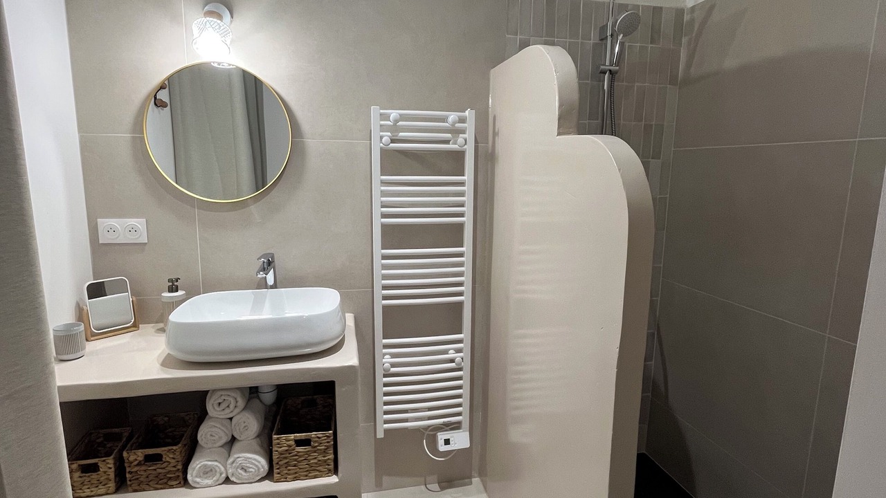 Photo of Bathroom in Saint-Dolay