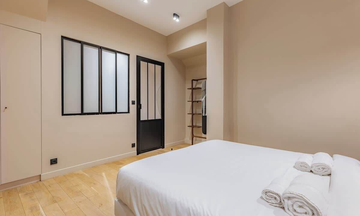 Photo of Bedroom in 3rd Arrondissement