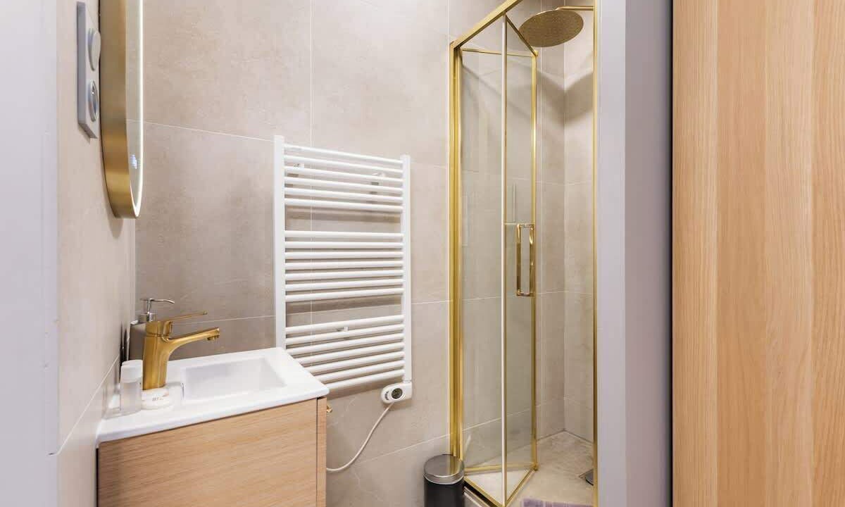 Photo of Bathroom in 3rd Arrondissement