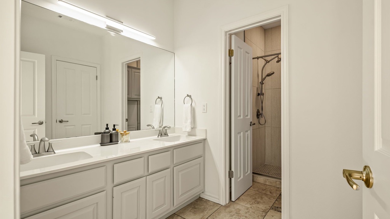 Photo of Bathroom in Highland Lake Estates