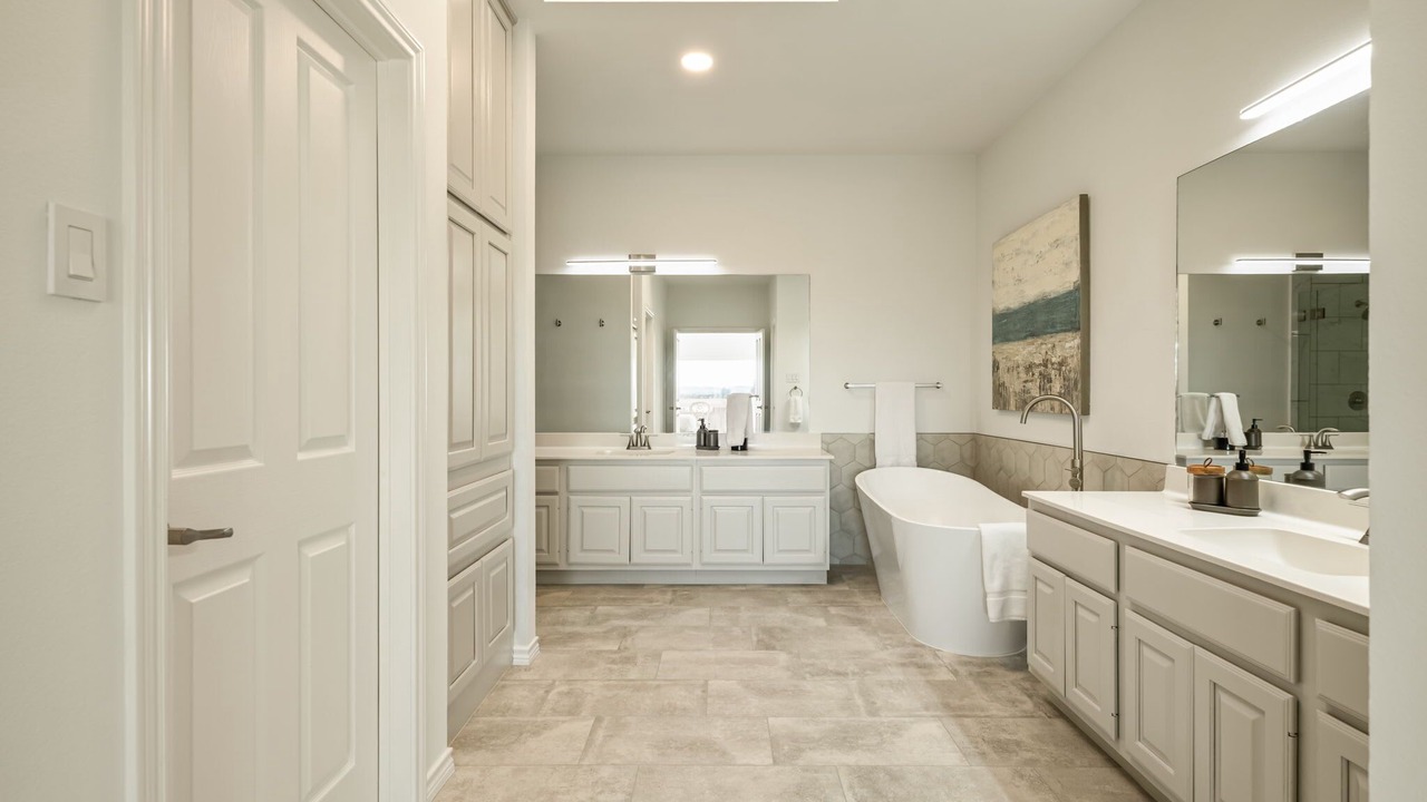 Photo of Bathroom in Highland Lake Estates
