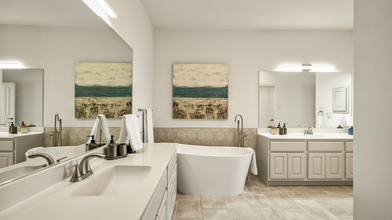 Photo of Bathroom in Highland Lake Estates