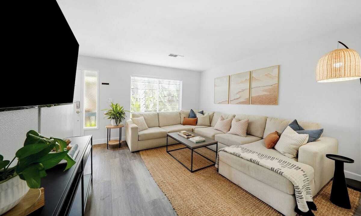 Photo of Livingroom in Leucadia
