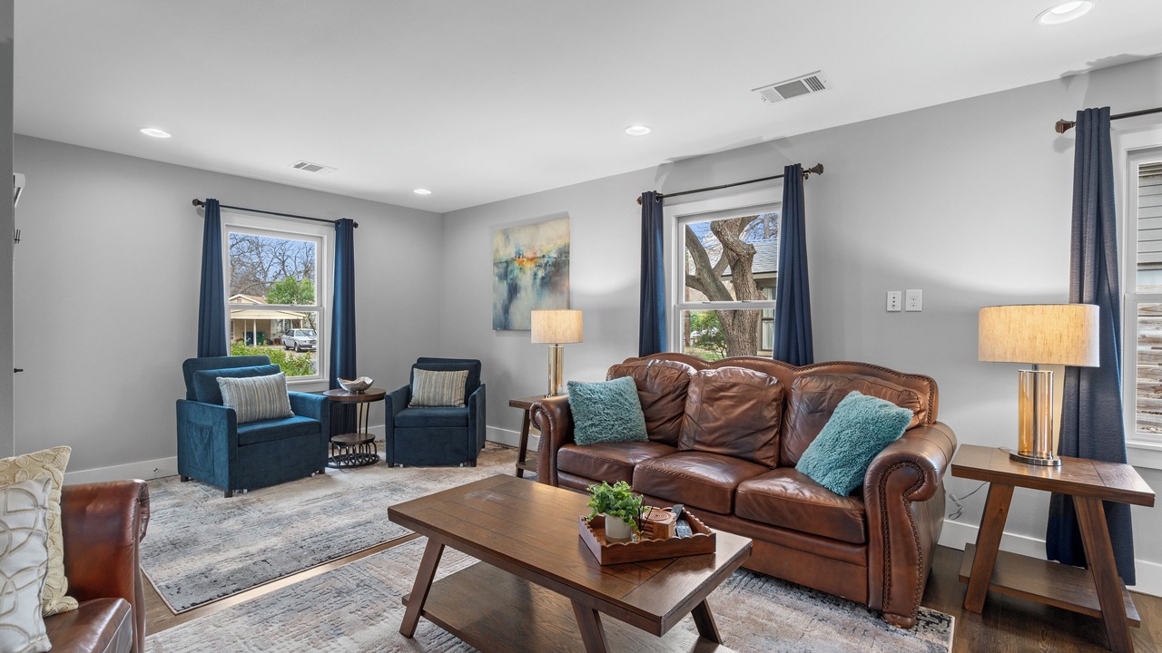 Photo of Livingroom in Crestview
